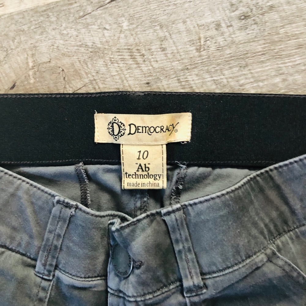 Democracy jeans